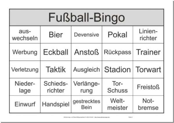 In einem Fußballspiel fallen sehr viele Fachbegriffe die in diesem Bingo-Spiel für Senioren enthalten sind